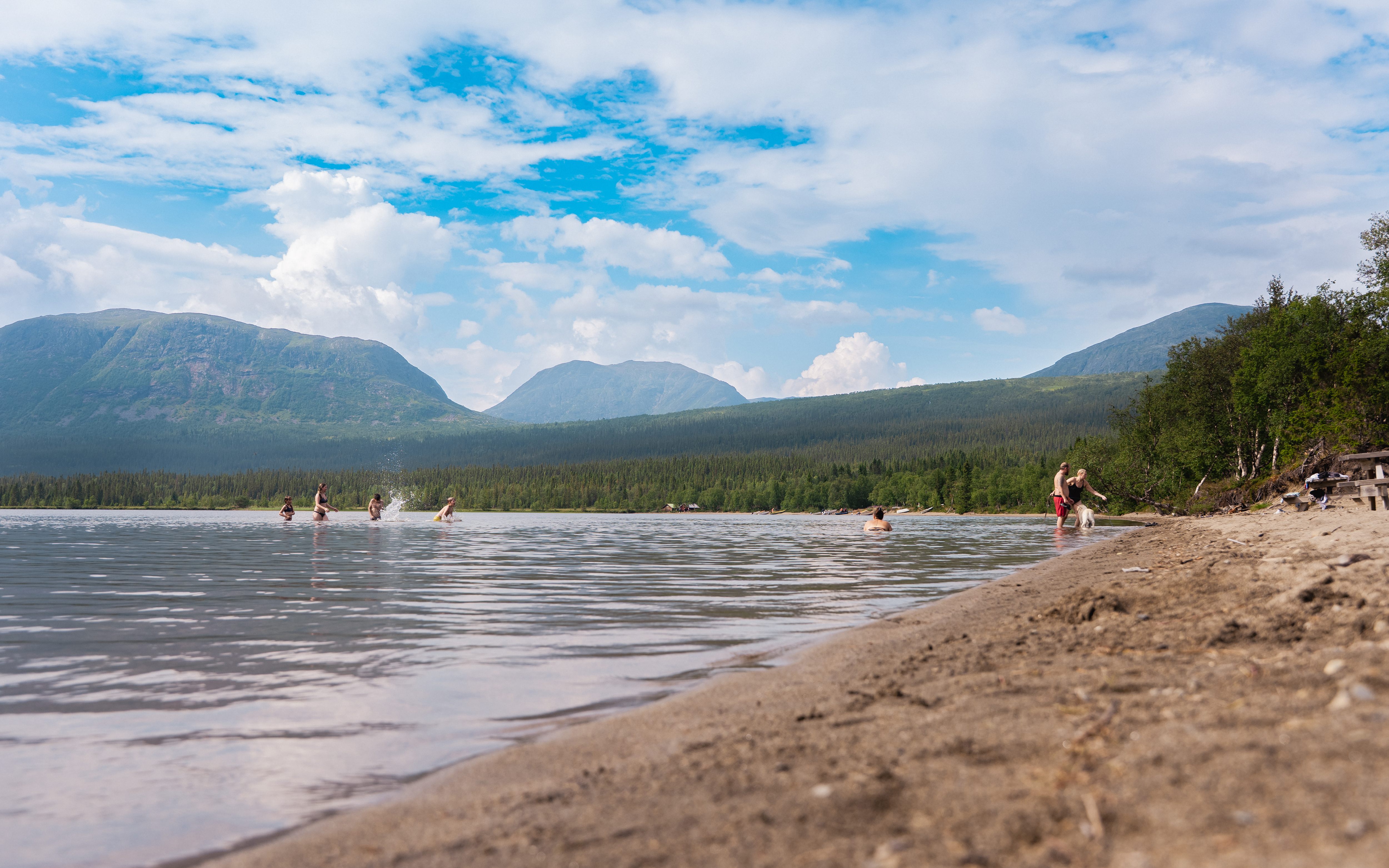 Sandstranden vid Marsliden är ett riktigt familjeparadis.